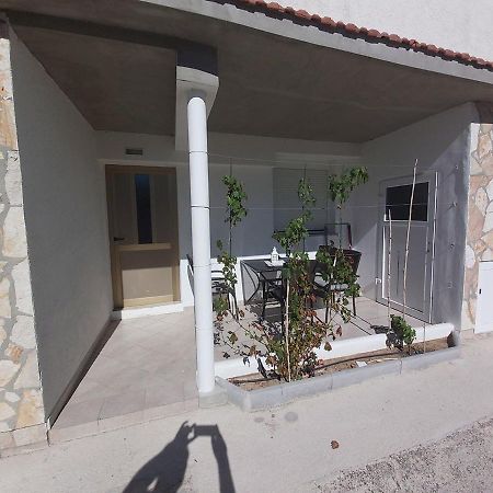 Apartments Elvir نين المظهر الخارجي الصورة