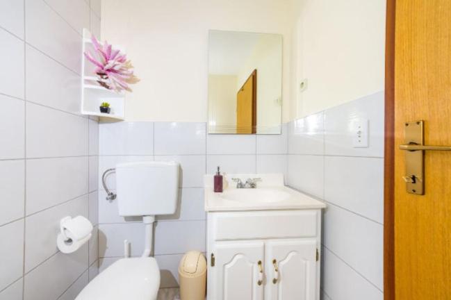 Apartments Elvir نين المظهر الخارجي الصورة